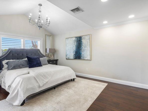 910 Jasmine Drive, Delray Beach FL 33483