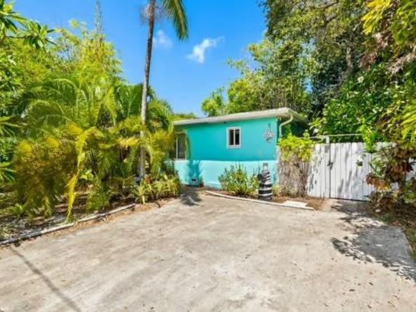 1602 NE 1st Ave, Fort Lauderdale FL 33305