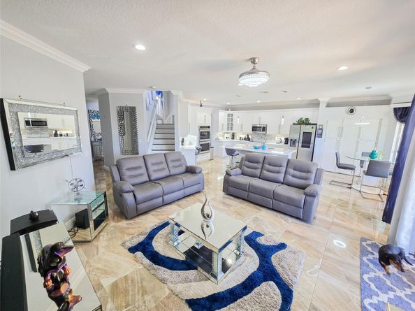 6600 NW 56th Dr, Coral Springs FL 33067