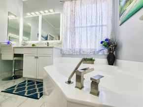 6600 NW 56th Dr, Coral Springs FL 33067