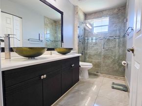 6600 NW 56th Dr, Coral Springs FL 33067