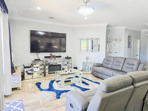 6600 NW 56th Dr, Coral Springs FL 33067