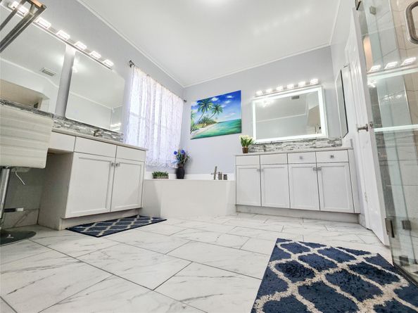 6600 NW 56th Dr, Coral Springs FL 33067