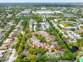 7451 NW 16th Street 303, Plantation FL 33313