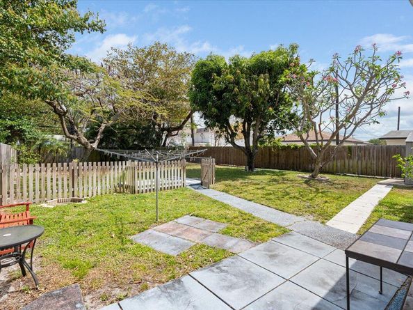 265 NE 13th Street, Delray Beach FL 33444
