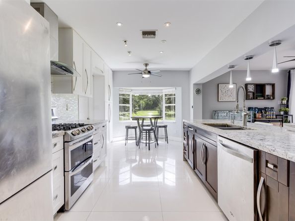 5500 Mulberry Dr, Tamarac FL 33319