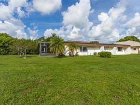 5500 Mulberry Dr, Tamarac FL 33319