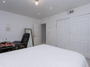 5500 Mulberry Dr, Tamarac FL 33319