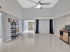 5500 Mulberry Dr, Tamarac FL 33319