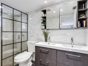 5500 Mulberry Dr, Tamarac FL 33319