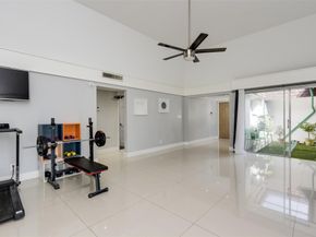 5500 Mulberry Dr, Tamarac FL 33319