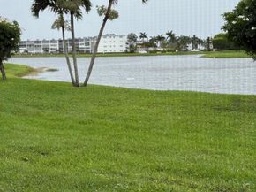 1046 Wolverton C, Boca Raton FL 33434