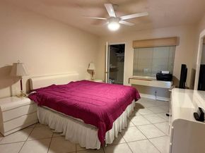 1046 Wolverton C, Boca Raton FL 33434