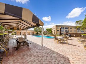 9101 Sunrise Lakes Blvd 216, Sunrise FL 33322