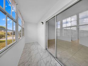 9101 Sunrise Lakes Blvd 216, Sunrise FL 33322