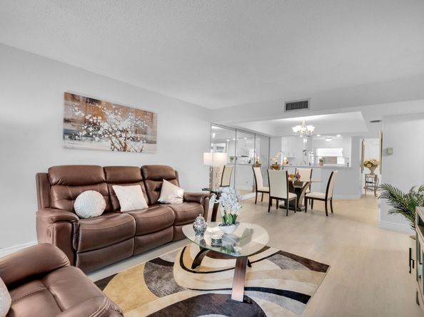23247 Barwood Lane 305, Boca Raton FL 33428