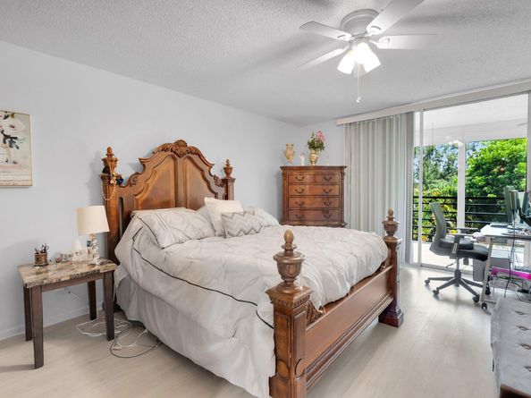 23247 Barwood Lane 305, Boca Raton FL 33428