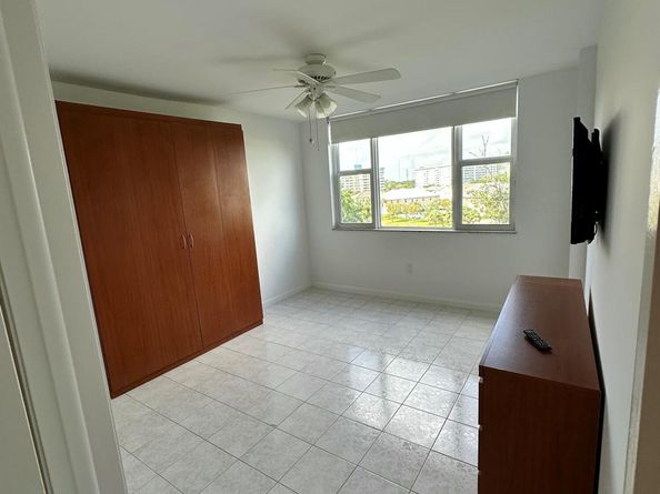 3850 Washington Street 510, Hollywood FL 33021