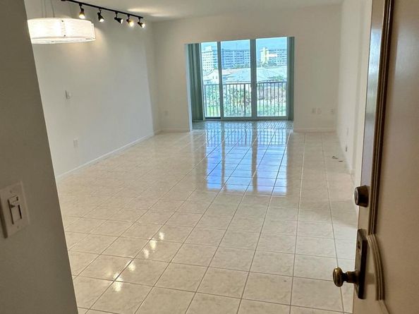 3850 Washington Street 510, Hollywood FL 33021