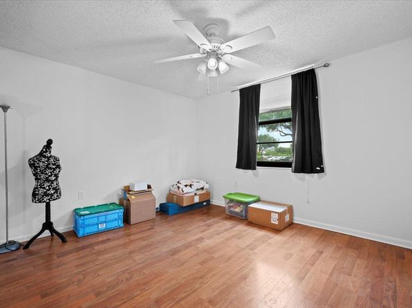 3526 Whitehall Drive 106, West Palm Beach FL 33401