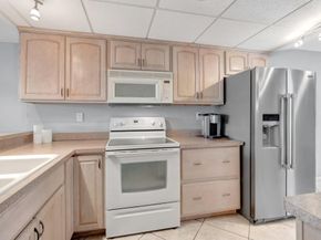 15 Royal Palm Way 505, Boca Raton FL 33432