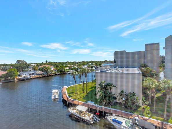 15 Royal Palm Way 505, Boca Raton FL 33432