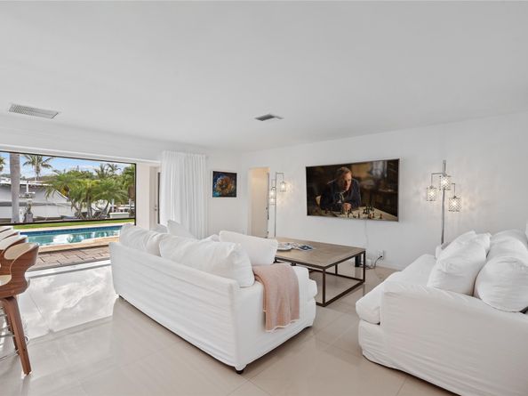 1410 SE 12th Street, Deerfield Beach FL 33441