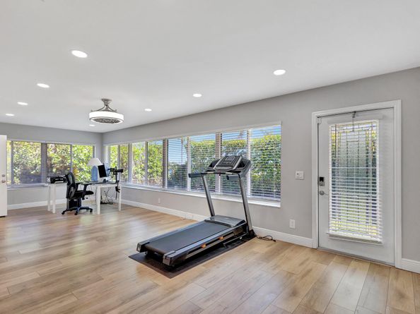 124 Park Lane E, Hypoluxo FL 33462