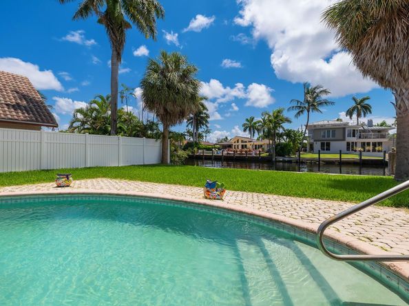 2200 SE 8th St, Pompano Beach FL 33062