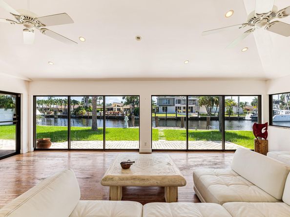 2200 SE 8th St, Pompano Beach FL 33062