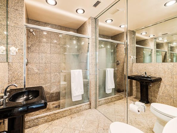 2200 SE 8th St, Pompano Beach FL 33062