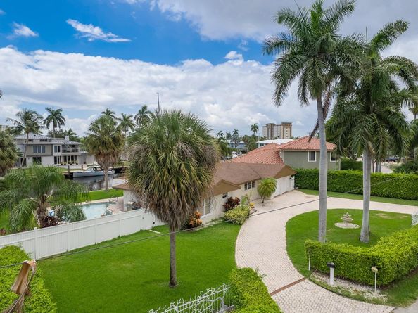 2200 SE 8th St, Pompano Beach FL 33062