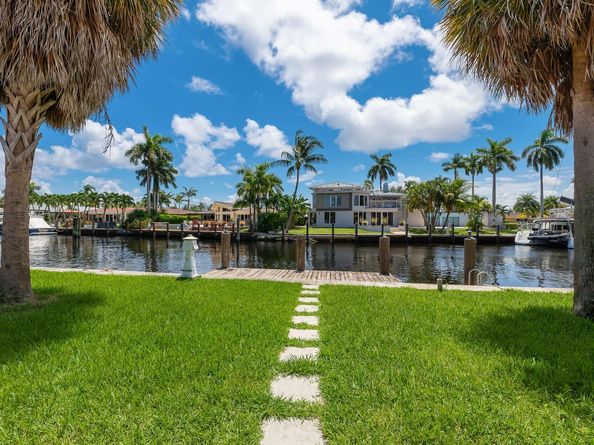 2200 SE 8th St, Pompano Beach FL 33062