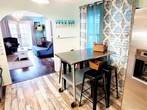 100 NE 5th Street, Fort Lauderdale FL 33301