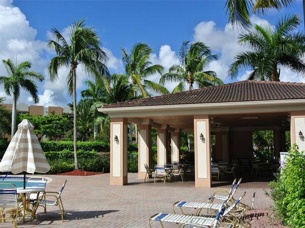 7735 Yardley Dr 103, Fort Lauderdale FL 33321