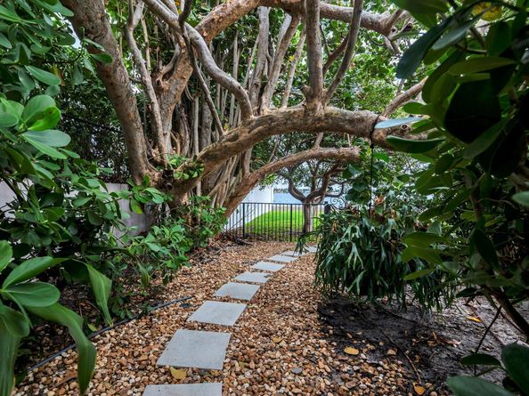 3215 S Flagler Drive, West Palm Beach FL 33405