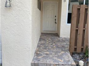 8233 NW 8th Ct 8233, Fort Lauderdale FL 33324