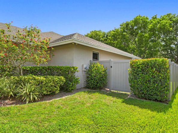 2980 Dovedale Court, Wellington FL 33414