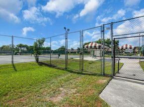 3741 English D Lane D, Lake Worth FL 33467