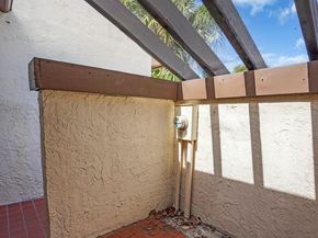 3741 English D Lane D, Lake Worth FL 33467