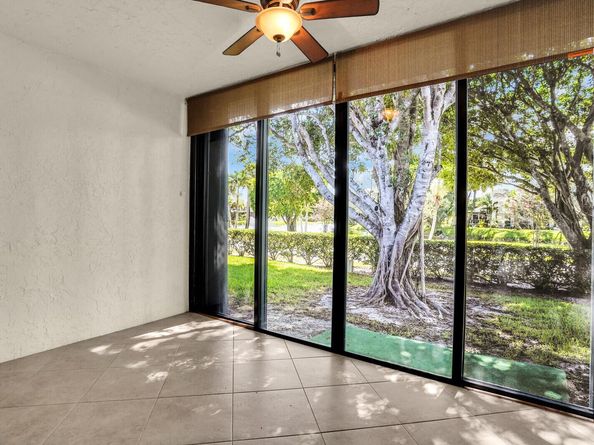 3741 English D Lane D, Lake Worth FL 33467