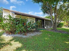 3741 English D Lane D, Lake Worth FL 33467