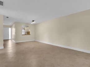 3741 English D Lane D, Lake Worth FL 33467