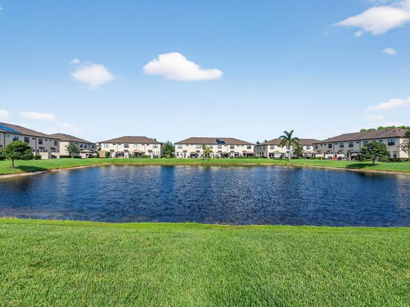 2362 Byron Street, Palm Springs FL 33406