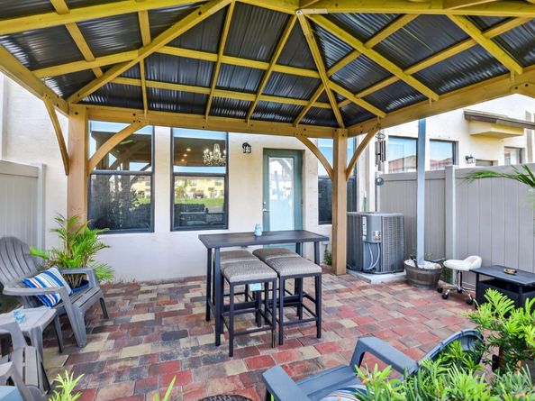2362 Byron Street, Palm Springs FL 33406