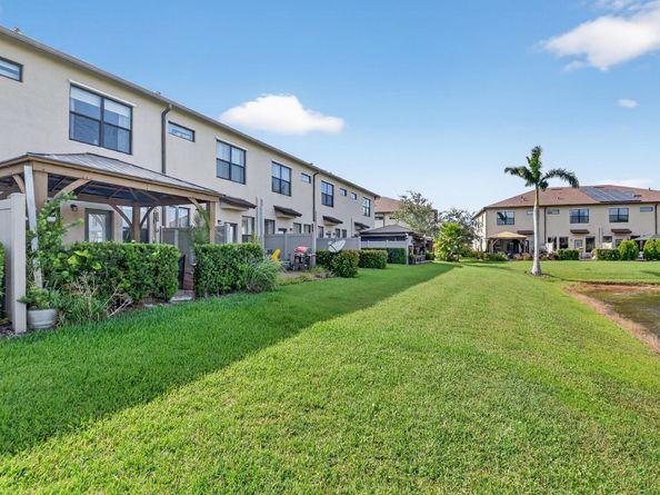 2362 Byron Street, Palm Springs FL 33406