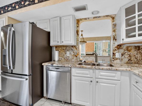 6758 Canary Palm Circle 1, Boca Raton FL 33433