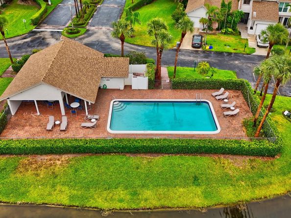 6758 Canary Palm Circle 1, Boca Raton FL 33433
