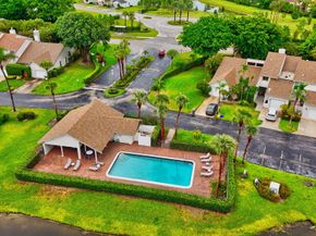 6758 Canary Palm Circle 1, Boca Raton FL 33433