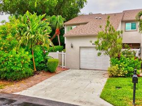 6758 Canary Palm Circle 1, Boca Raton FL 33433